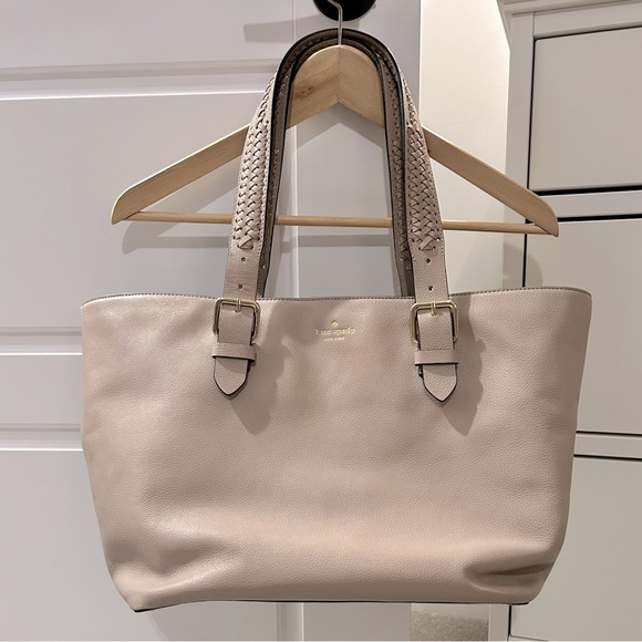 Kate Spade Purse - Picture 1 of 5